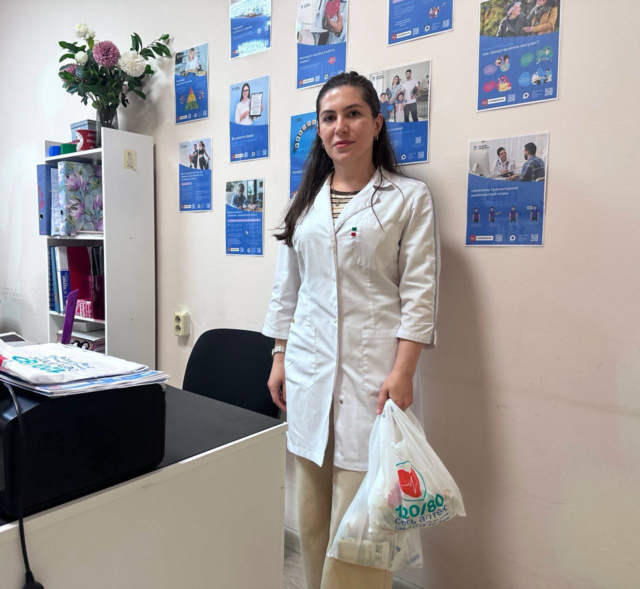 Сотрудники взрослой поликлиники ГБУ РД «Избербашская ЦГБ» объединили усилия в поддержке наших героев, стоящих на страже мира и безопасности России